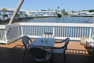 1120 Ocean Dunes Cir in Jupiter, FL - Building Photo - Building Photo