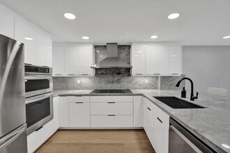 876 Jeffery St in Boca Raton, FL - Building Photo - Building Photo