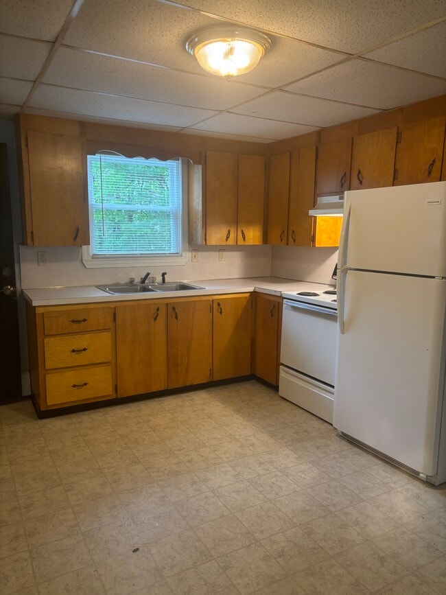 475 Falmouth Rd, Unit 475 Falmouth Rd. #1