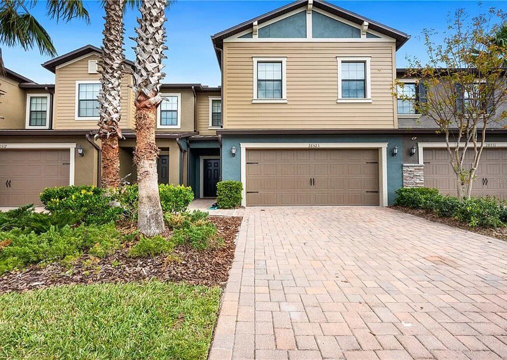 28523 Pleasant Bay Lp in Zephyrhills, FL - Building Photo