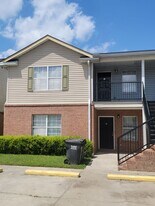 102 Keyport Ct in Orangeburg, SC - Building Photo