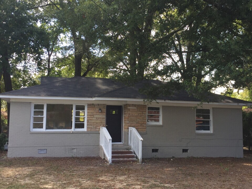 2968 Hawthorne Dr in Columbus, GA - Building Photo