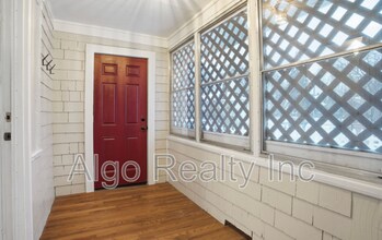 308 E 39th St in Minneapolis, MN - Building Photo - Building Photo