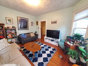 72 Marshall St in Medford, MA - Building Photo - Building Photo