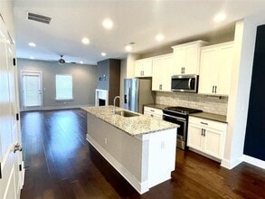 3796 Oxford Cir in Atlanta, GA - Building Photo - Building Photo