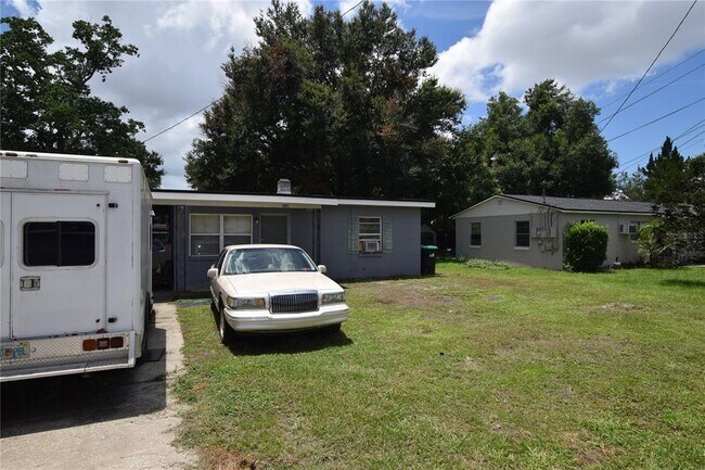 104 W Lancaster Rd in Pine Castle, FL - Building Photo - Building Photo