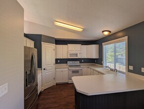 221 N 1700 W in West Point, UT - Building Photo - Building Photo