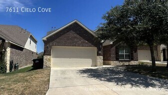 7611 Cielo Cove in Boerne, TX - Building Photo