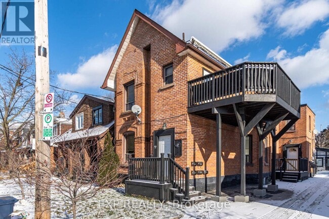 property at 677 Durie St