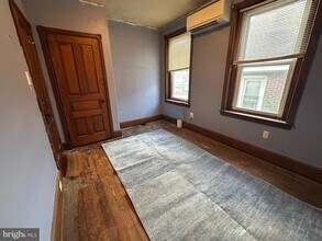 242 E 8th Ave in Conshohocken, PA - Building Photo - Building Photo