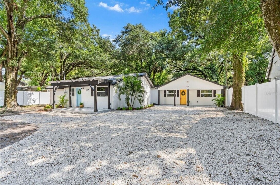 1517 E Giddens Ave in Tampa, FL - Building Photo