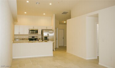 1307 SE 8th Pl in Cape Coral, FL - Building Photo - Building Photo