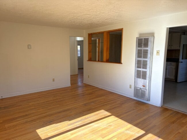 2425 Mountain Rd NW in Albuquerque, NM - Building Photo - Building Photo