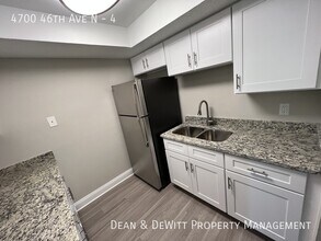 4700 46th Ave N in St. Petersburg, FL - Building Photo - Building Photo