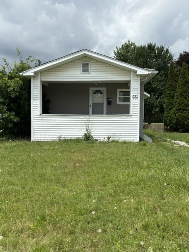 property at 631 Viewpoint Ave