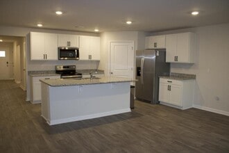 4516 East Coast Ln in Shallotte, NC - Building Photo - Building Photo