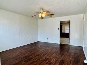 2308 74th St in Lubbock, TX - Building Photo - Building Photo