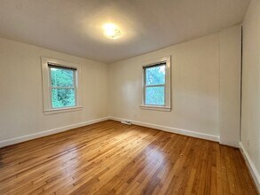 1609 Cobb St in Greensboro, NC - Foto de edificio - Building Photo