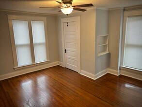 407 S 12th St, Unit B in St. Joseph, MO - Building Photo - Building Photo