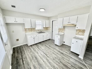 233 Sycamore Rd in Collierville, TN - Building Photo - Building Photo