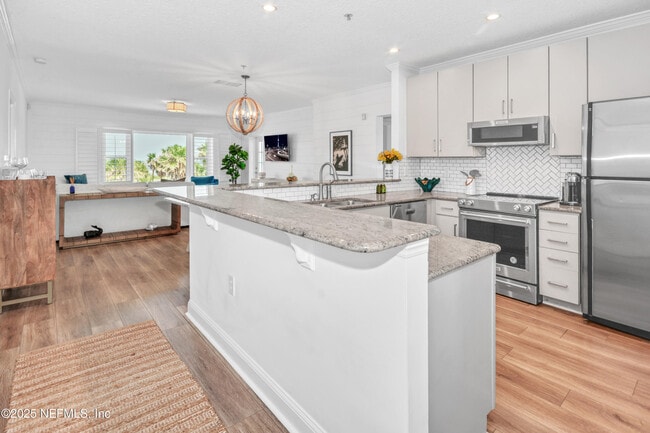 property at 922 1st St S