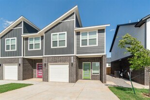 19600 Molly Dr in Edmond, OK - Building Photo