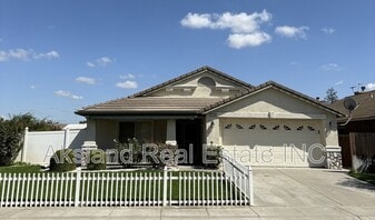 174 McGinnis Ave in Manteca, CA - Building Photo