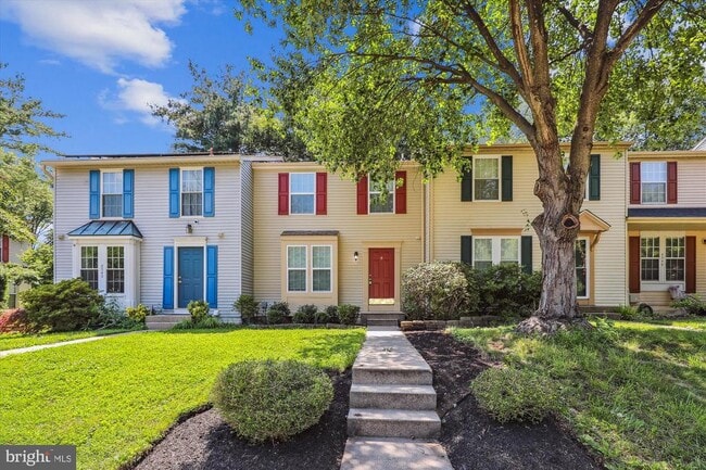 8345 Silver Trumpet Dr in Columbia, MD - Building Photo - Building Photo
