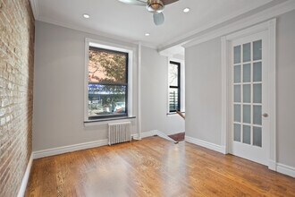 346 E 18th St in New York, NY - Building Photo - Building Photo