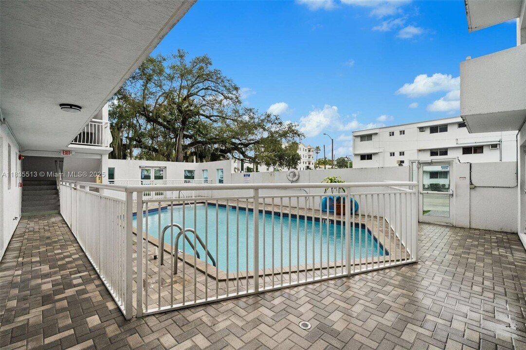 3101 SW 27th Ave in Coral Gables, FL - Building Photo
