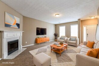 4832 Hairston Park Square in Stone Mountain, GA - Building Photo - Building Photo