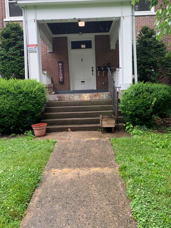 property at 517 Seneca St