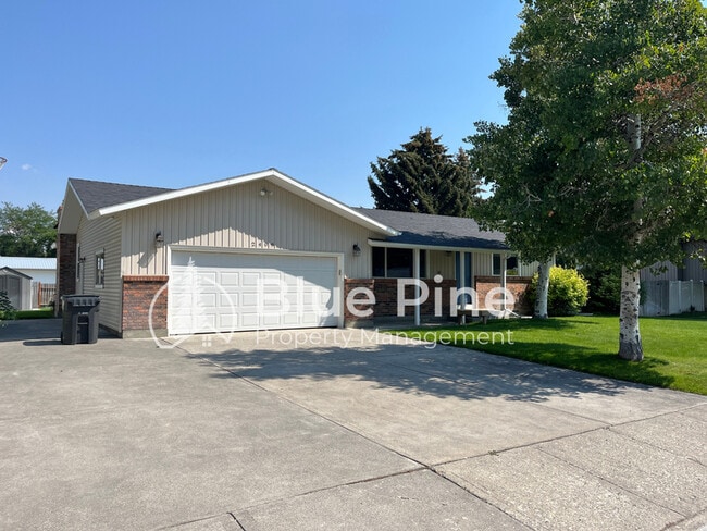 property at 2409 Briarcliff Ave