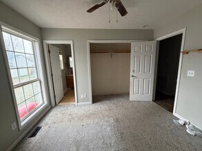 1211 Redbud St in Franklin, KY - Foto de edificio - Building Photo