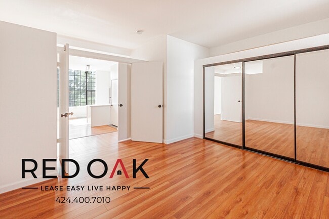 10304 Tujunga Canyon Blvd in Los Angeles, CA - Building Photo - Building Photo