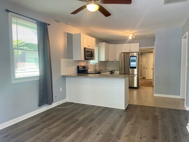 1120 Metropolitan Pkwy SW in Atlanta, GA - Building Photo - Building Photo