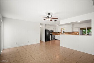 8042 Almo Rd in Ft. Myers, FL - Building Photo - Building Photo