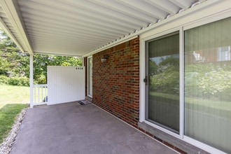 851 Florence Ave in East Mckeesport, PA - Building Photo - Building Photo