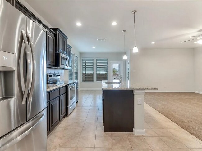 4820 Bronzeleaf Ln in Fort Worth, TX - Building Photo - Building Photo