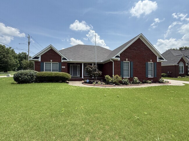 238 Pebble Brook Dr