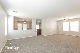 9511 Golden Scots Ct in Las Vegas, NV - Building Photo - Building Photo