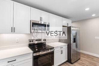 16 Meadows Town Rd in Marshall, NC - Building Photo - Building Photo