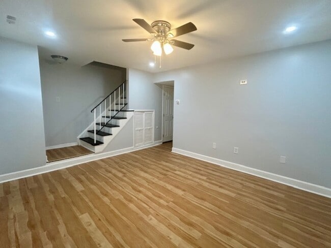 6466 Mt Vernon Ln in Glen Burnie, MD - Building Photo - Building Photo