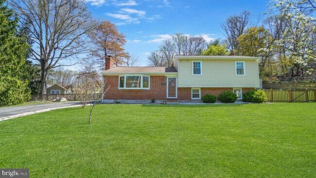 3005 Rogers Ave in Ellicott City, MD - Building Photo - Building Photo