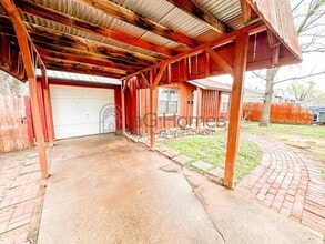 2212 Doris Ave in Del City, OK - Building Photo - Building Photo