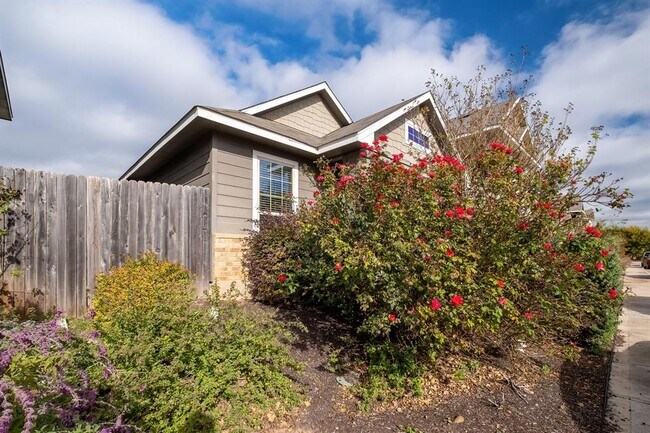 4614 Esper Ln in Austin, TX - Building Photo - Building Photo