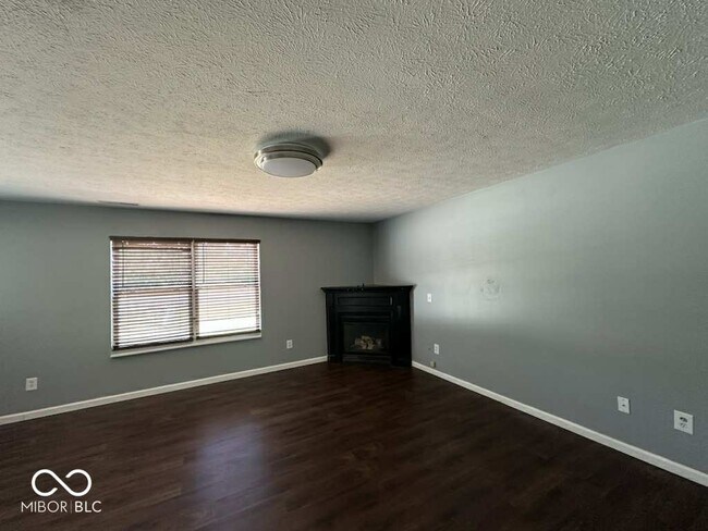 6903 Governors Pointe Blvd in Indianapolis, IN - Building Photo - Building Photo