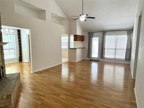 5 Birchcane Ct in Spring, TX - Building Photo - Building Photo