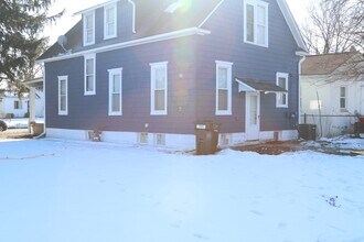 1444 Genessee Ave in Columbus, OH - Building Photo - Building Photo