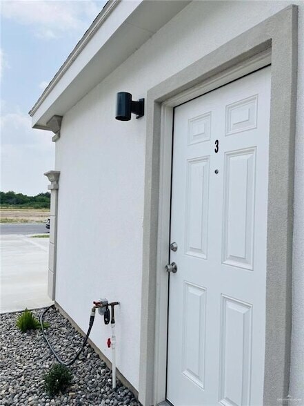 1512 Shavano Dr, Unit 8 in Edinburg, TX - Building Photo - Building Photo